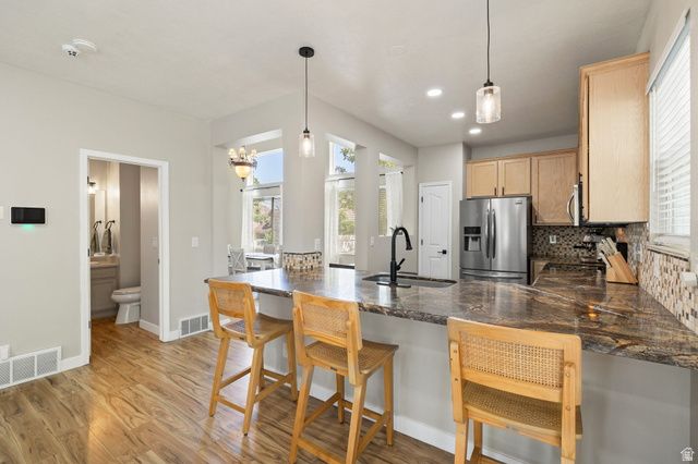 3584 S AUTUMN GATE CT, Magna, UT 84044