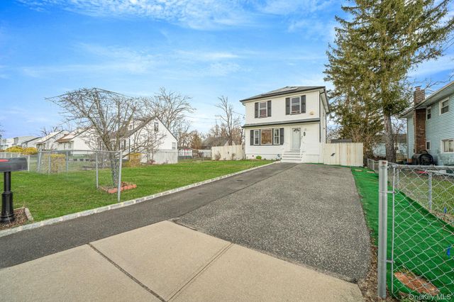 172 Lake Drive, Wyandanch, NY 11798