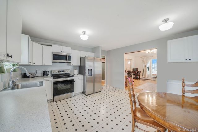 172 Lake Drive, Wyandanch, NY 11798
