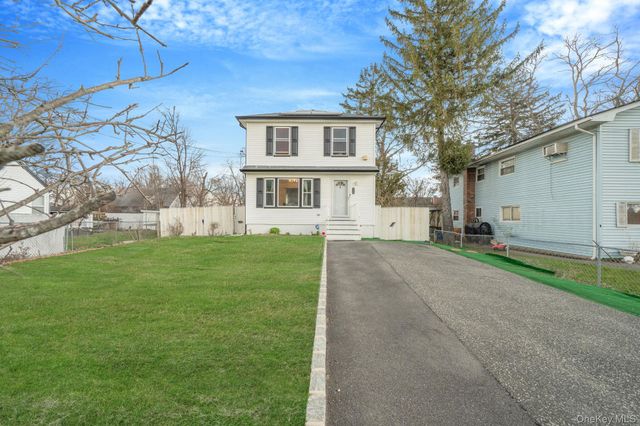 172 Lake Drive, Wyandanch, NY 11798