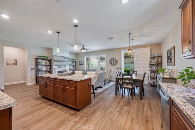 1476 Wicklow, Redlands, CA 92374