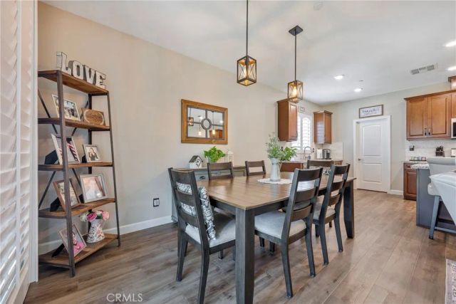 1476 Wicklow, Redlands, CA 92374