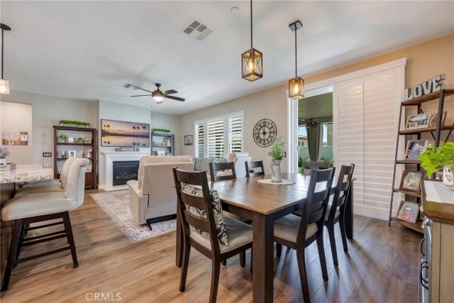 1476 Wicklow, Redlands, CA 92374