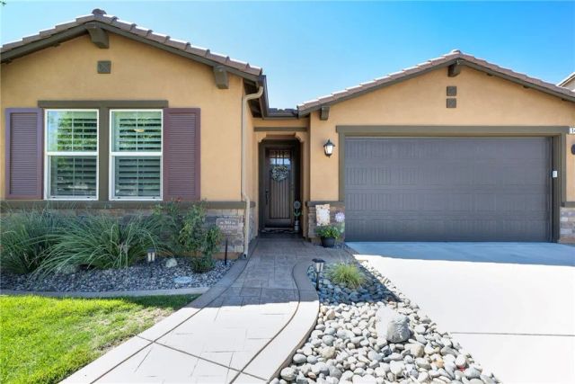 1476 Wicklow, Redlands, CA 92374