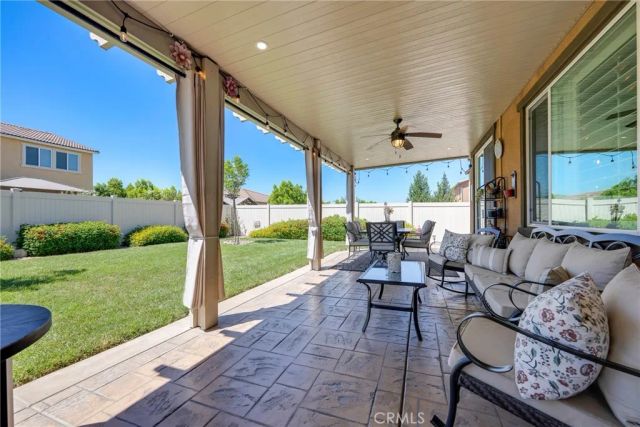 1476 Wicklow, Redlands, CA 92374