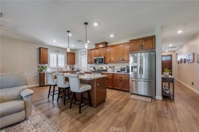 1476 Wicklow, Redlands, CA 92374
