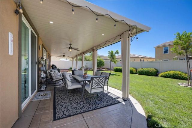 1476 Wicklow, Redlands, CA 92374