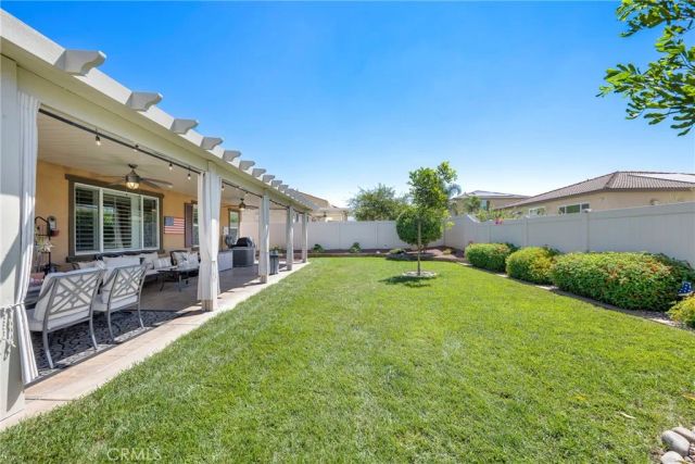 1476 Wicklow, Redlands, CA 92374