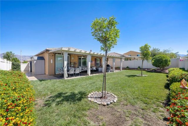 1476 Wicklow, Redlands, CA 92374