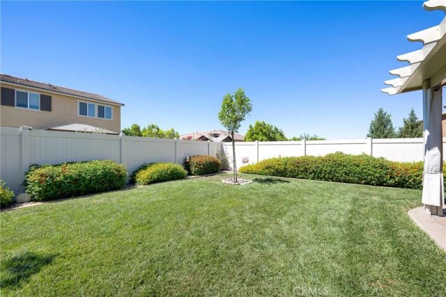 1476 Wicklow, Redlands, CA 92374
