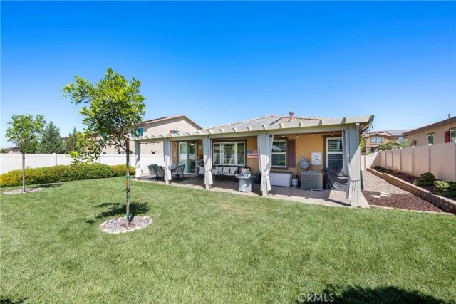 1476 Wicklow, Redlands, CA 92374