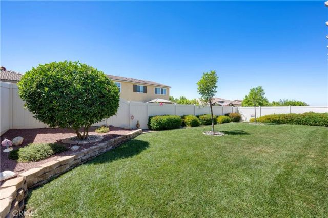 1476 Wicklow, Redlands, CA 92374