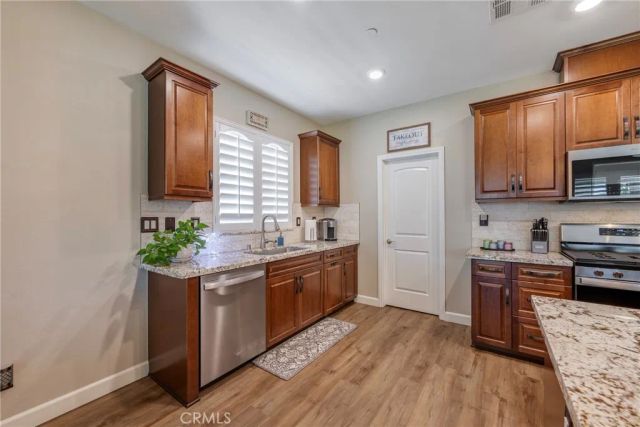 1476 Wicklow, Redlands, CA 92374