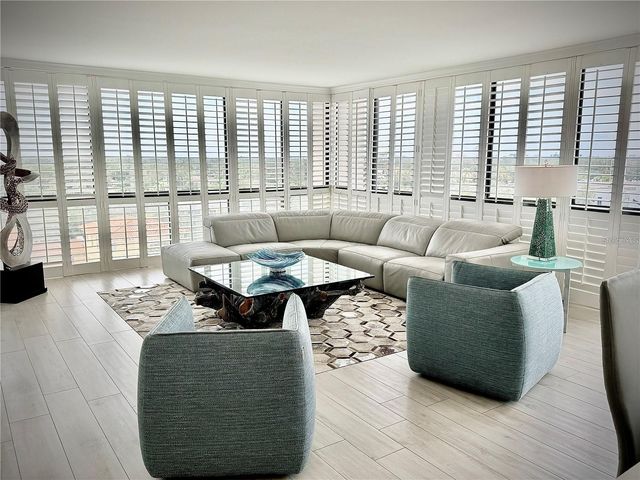 3301 BAYSHORE BOULEVARD 1001E, Tampa, FL 33629