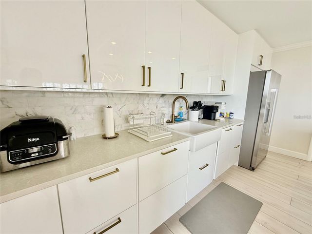 3301 BAYSHORE BOULEVARD 1001E, Tampa, FL 33629