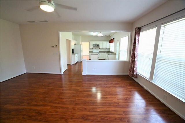 8305 Grenadier Trail, Suwanee, GA 30024