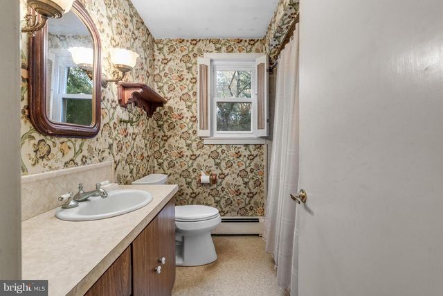 558 CAMP WAWA RD, Lederach, PA 19450