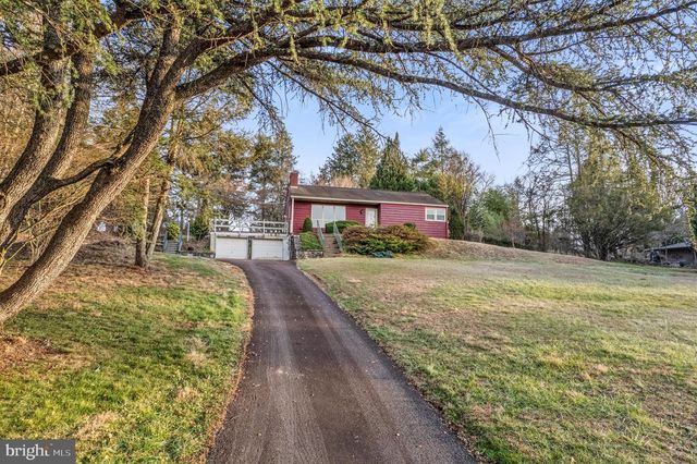 558 CAMP WAWA RD, Lederach, PA 19450