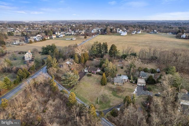 558 CAMP WAWA RD, Lederach, PA 19450