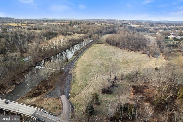 558 CAMP WAWA RD, Lederach, PA 19450