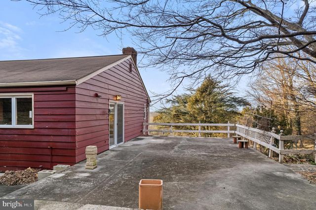 558 CAMP WAWA RD, Lederach, PA 19450