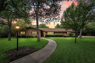 9601 Jimmark Circle, Woodway, TX 76712