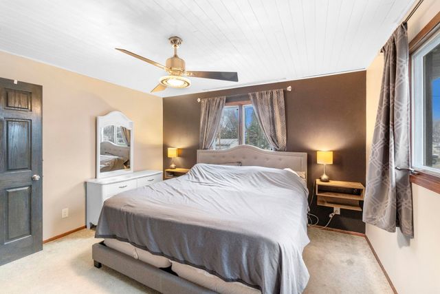 426 Ash Street, Fredericksburg, IA 50630