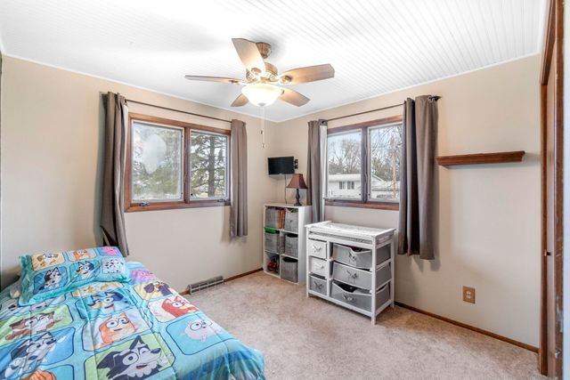 426 Ash Street, Fredericksburg, IA 50630