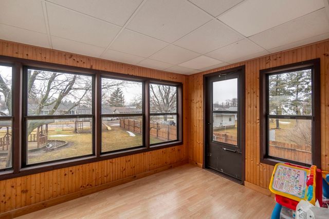 426 Ash Street, Fredericksburg, IA 50630