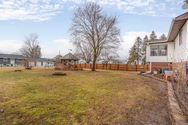 426 Ash Street, Fredericksburg, IA 50630