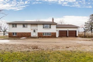 426 Ash Street, Fredericksburg, IA 50630