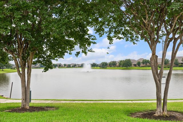 19935 Caraway Ridge Drive, Cypress, TX 77433