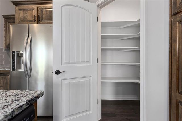 10823 N Corrington Avenue, Kansas City, MO 64156