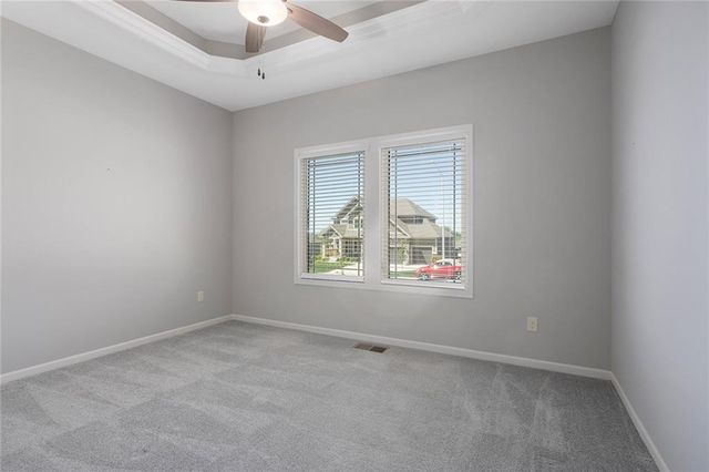 10823 N Corrington Avenue, Kansas City, MO 64156