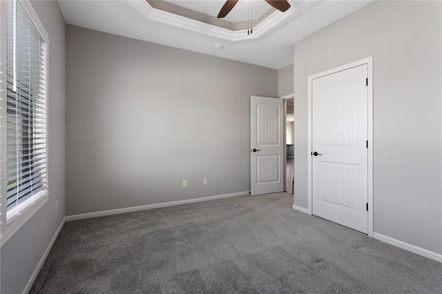 10823 N Corrington Avenue, Kansas City, MO 64156