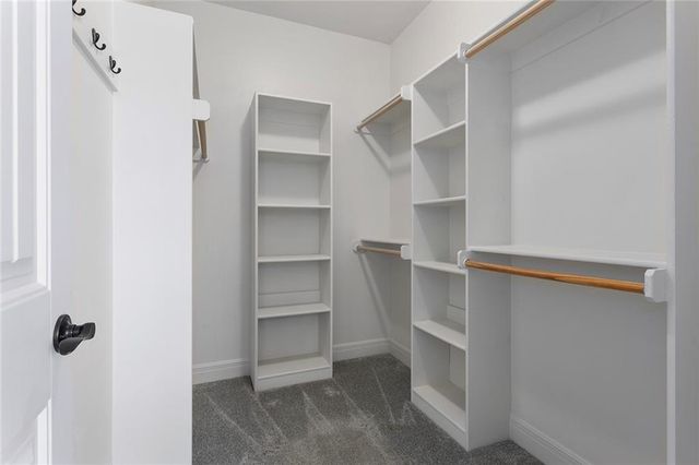 10823 N Corrington Avenue, Kansas City, MO 64156