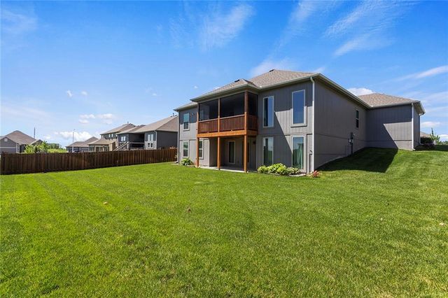 10823 N Corrington Avenue, Kansas City, MO 64156