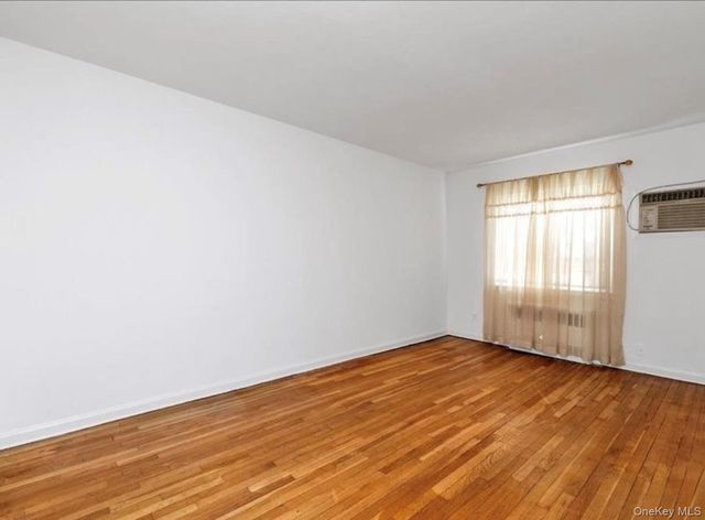 132-20 60th Avenue, Flushing, NY 11355