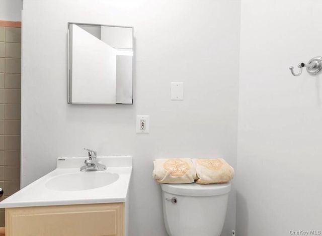 132-20 60th Avenue, Flushing, NY 11355