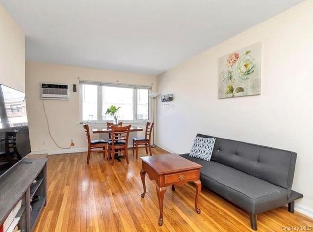 132-20 60th Avenue, Flushing, NY 11355