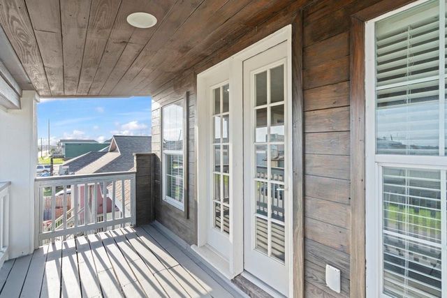 4106 Winnie Street, Galveston, TX 77550