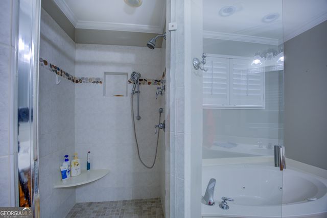 1030 Lake Haynes Drive NE, Conyers, GA 30012