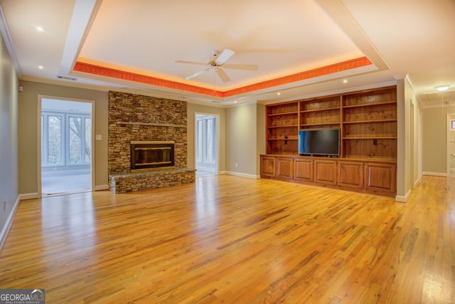 1030 Lake Haynes Drive NE, Conyers, GA 30012