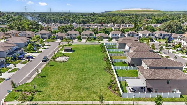 4726 WILD SENNA BOULEVARD, Tampa, FL 33619