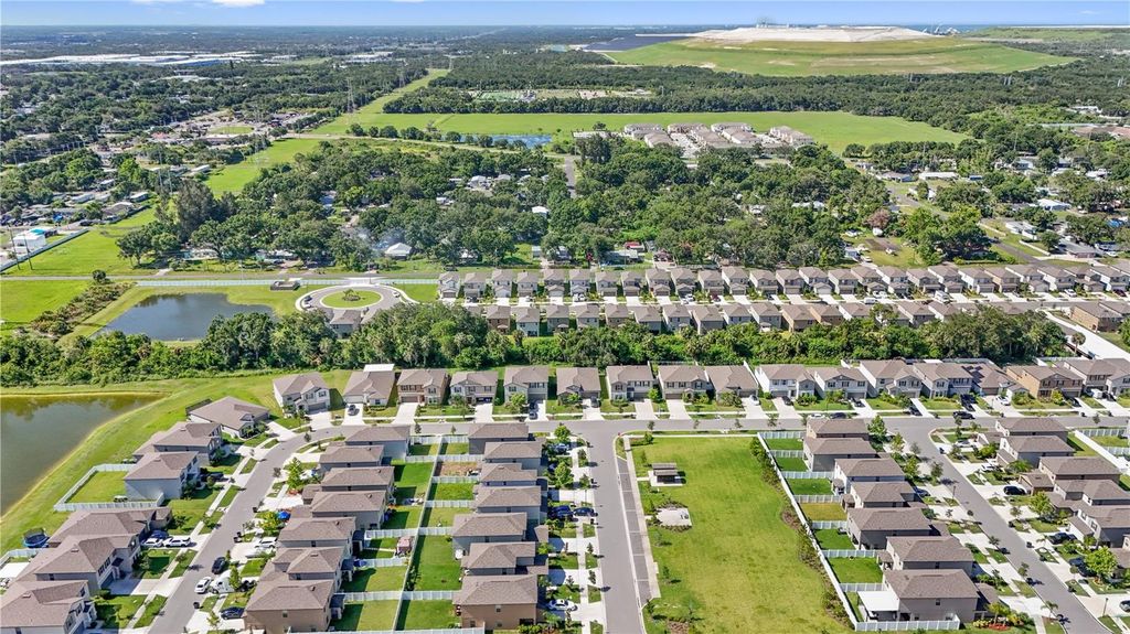 Image 28 of property listing at 4726 WILD SENNA BOULEVARD, Tampa, FL 33619