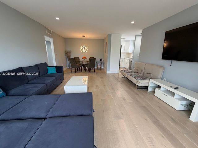 1235 Pennsylvania Avenue 4E, Miami Beach, FL 33139