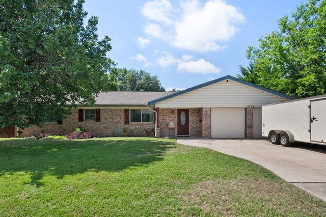 6736 Corona Drive, North Richland Hills, TX 76180