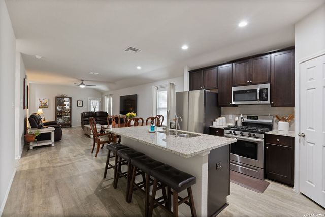 2026 Rhesus Vw, San Antonio, TX 78245