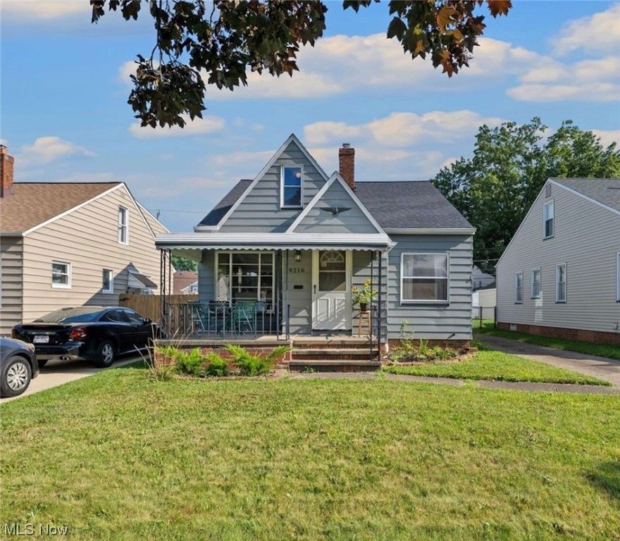 9216 Behrwald Avenue, Brooklyn, OH 44144