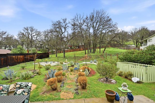 19072 Hidden Valley Rd, Hidden Valley Lake, CA 95467